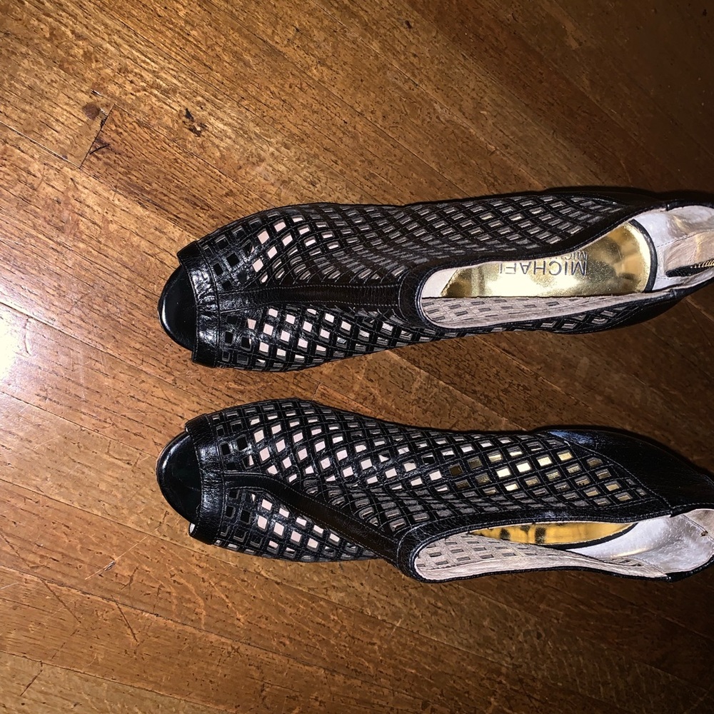 MIchael Kors Graham Bootie. Gently used. Black.